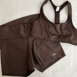 Alo brown workout set (airlift material)